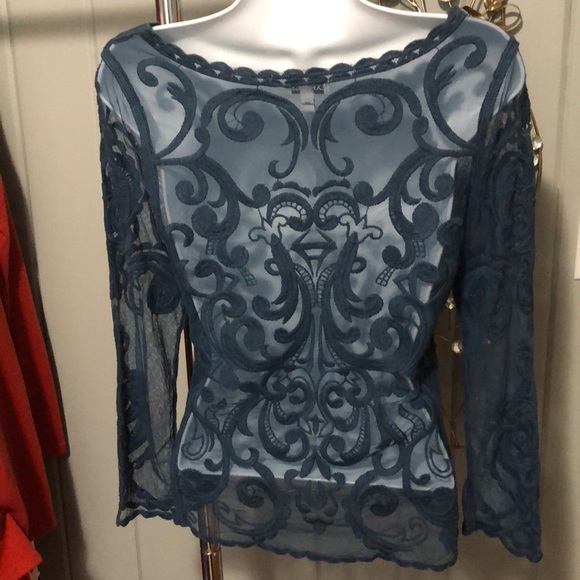 Express blue lace top size XS - Picture 3 of 4